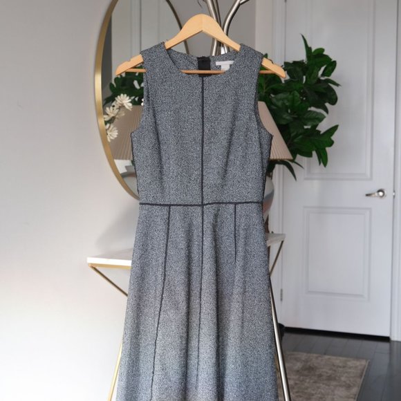 H&M Black and White Midi Dress - Timeless Elegance! 🖤 - Picture 5 of 8